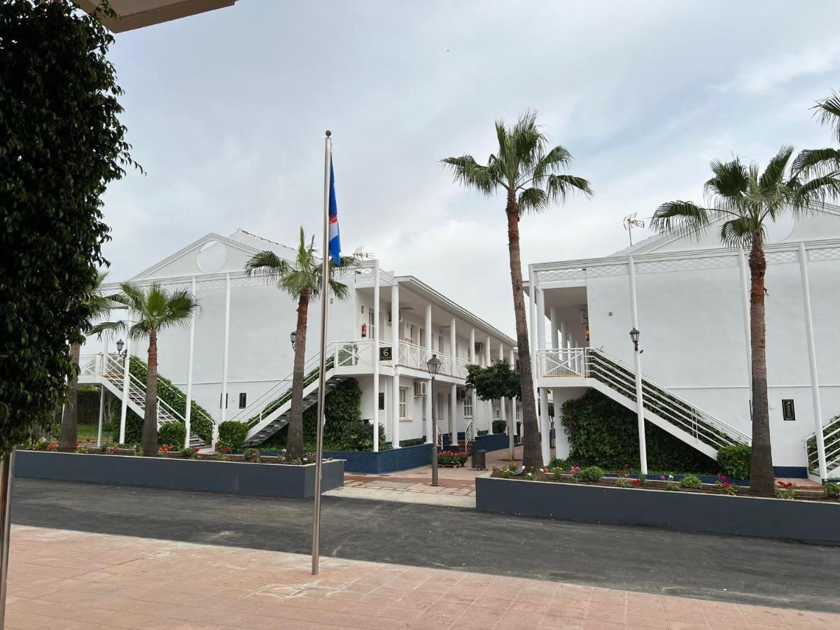 Hotel Jm Jardin De La Reina Guillena Exterior foto